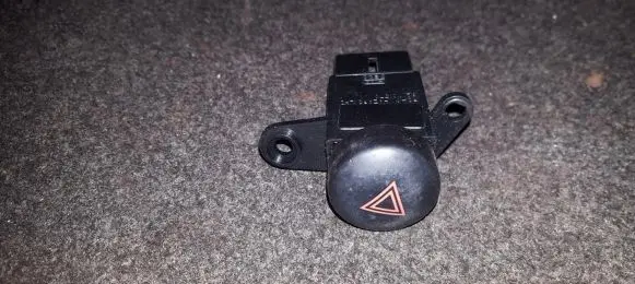 Hyundai Coupe Hazard light switch 621w01370 deco
