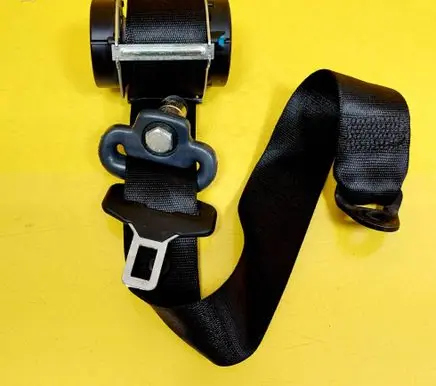 Mitsubishi Colt Rear seatbelt 0433097
