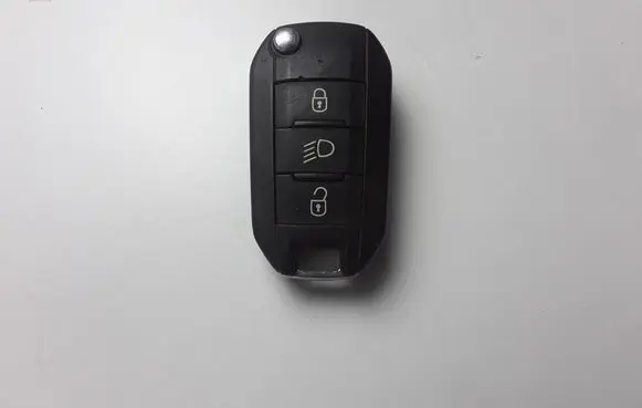 Peugeot 208 I Ignition key/card 