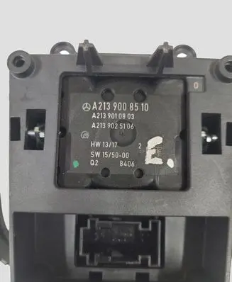Mercedes-Benz E W213 Head unit multimedia control A2139008510