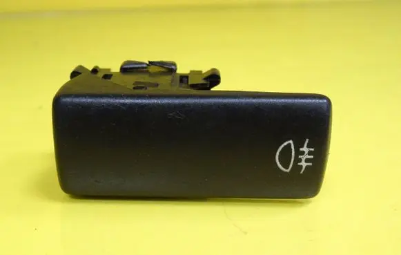Fog light switch