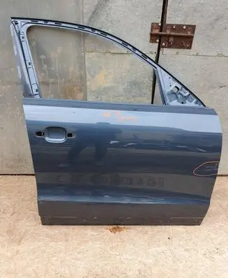 Audi Q5 SQ5 Front door AUDI Q5 8R0