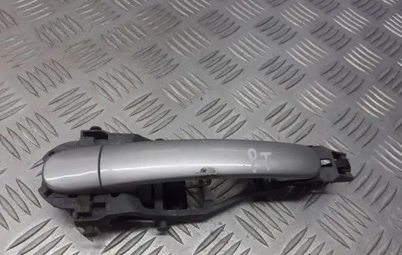 Skoda Octavia Mk2 (1Z) Rear door interior handle trim 