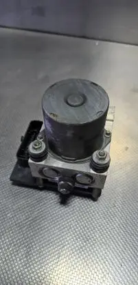 Audi A4 S4 B7 8E 8H ABS Pump 8E0614517AK 8E0910517D