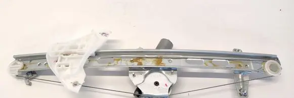 Suzuki SX4 S-Cross Front door window regulator with motor