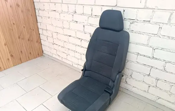 Rear seat