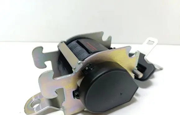 Citroen C3 Picasso Rear seatbelt 96817099