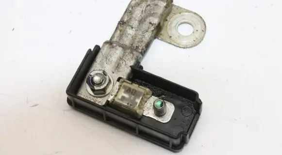 Mitsubishi Outlander Fuse module 80A