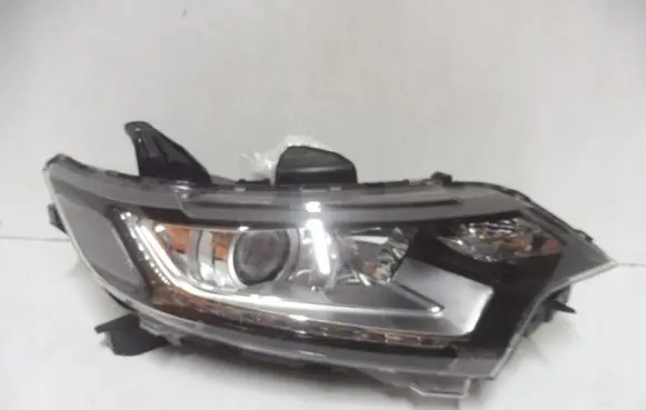 Mitsubishi Outlander Headlight/headlamp 8301C854