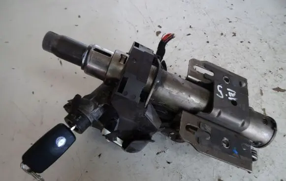 Volkswagen Golf IV Ignition lock