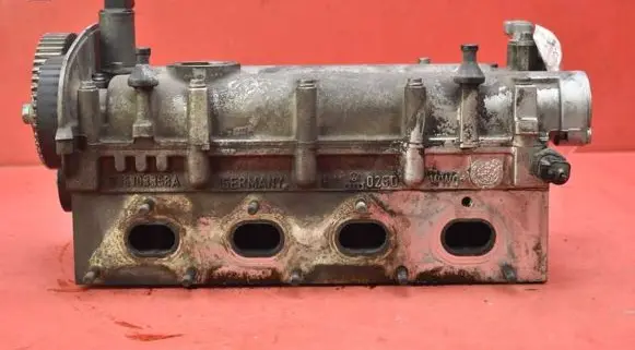 Volkswagen Lupo Engine head 036103358A