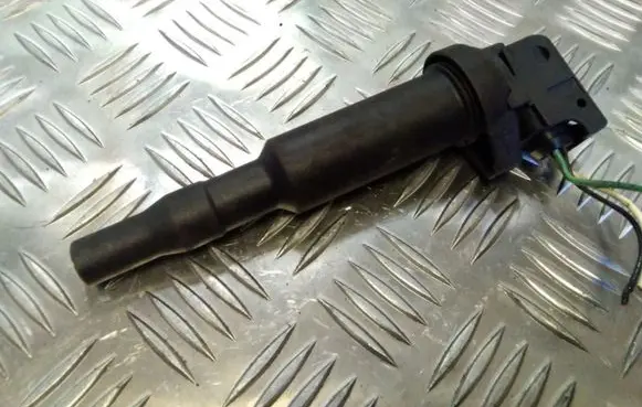 Peugeot 308 High voltage ignition coil V75716438002 0221504470
