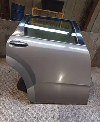 Fiat Croma Rear door