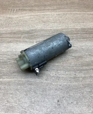 Mercedes-Benz S W220 Seat adjustment motor 2208202542 0130002498