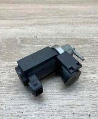 Renault Megane II Turbo solenoid valve 8200412085