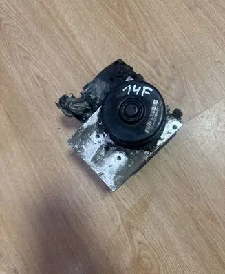 Volvo S60 ABS Pump 30793445 10092504153 10020405084