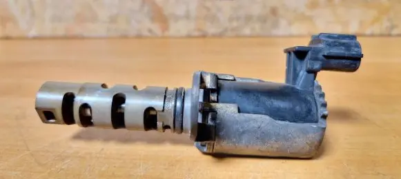 Toyota Celica T230 Camshaft vanos timing valve 1533022030