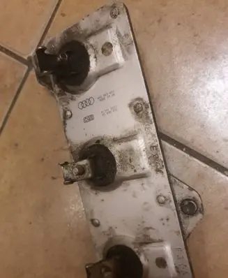 Audi A6 S6 C4 4A Coolant fan relay 4A0959493 R13919537 R5R45R5