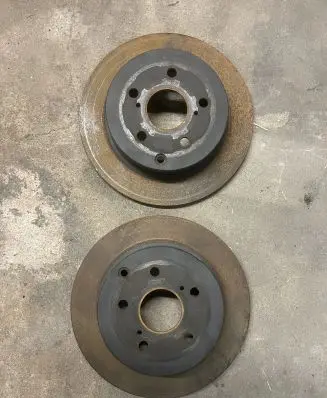 Toyota Prius+ (ZVW40) Rear brake disc