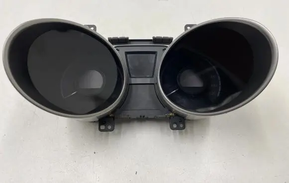Hyundai ix35 Speedometer (instrument cluster) 11001537601U