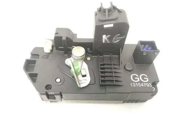 Opel Meriva A Rear door lock 13154793