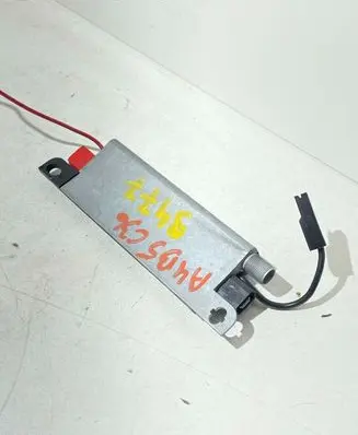 Audi A4 S4 B5 8D Antenna control unit 8D5035225