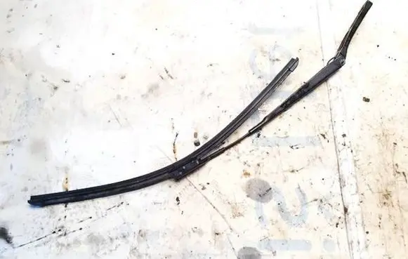 Seat Ibiza IV (6J,6P) Front wiper blade arm 6j1955409