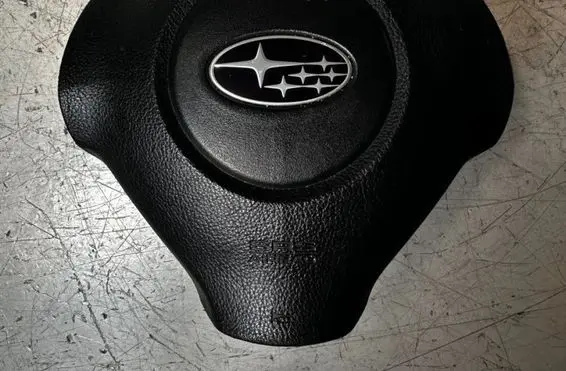 Steering wheel airbag
