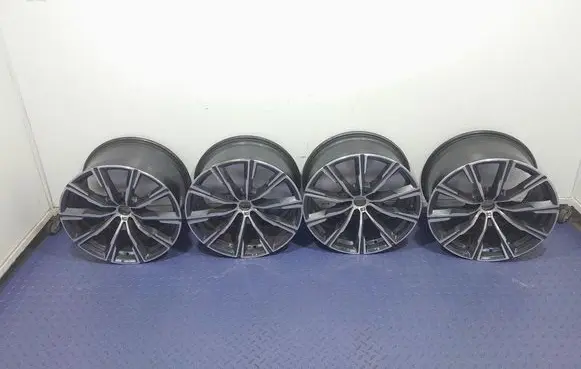 BMW X5 G05 R18 alloy rim 8071997