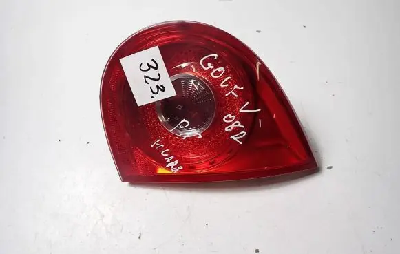 Volkswagen Golf V Tailgate rear/tail lights 028500202A