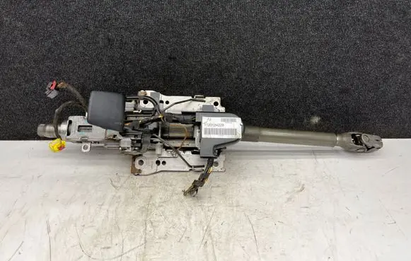 Steering wheel axle set