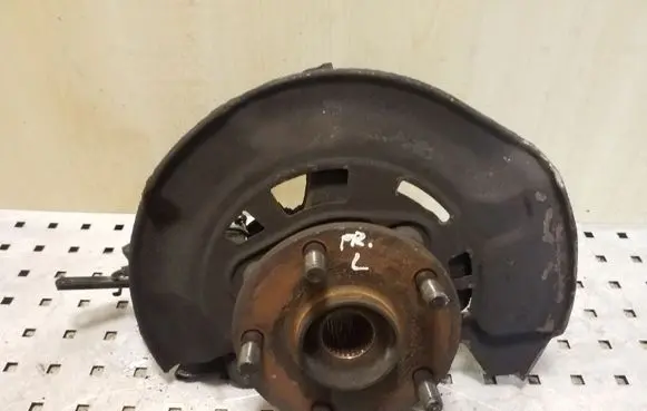 Toyota Avensis T270 Front wheel hub