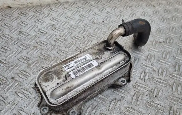 Engine oil radiator
