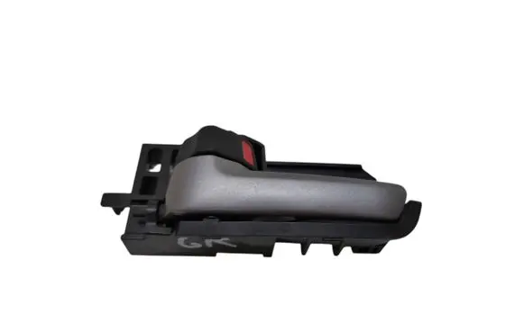 Suzuki SX4 Rear door interior handle