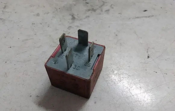 Renault Scenic II - Grand scenic II Other relay 8200308271