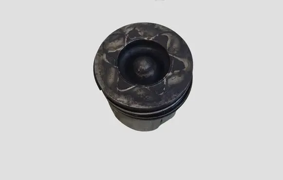 Volvo V70 Piston