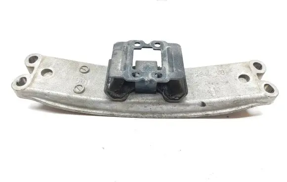 Lexus IS III XE30 Gearbox mounting bracket
