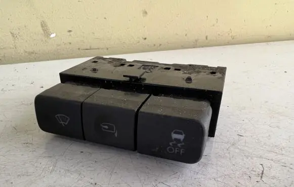 Subaru Outback A set of switches 8304A