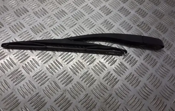 Citroen C3 Rear wiper blade arm