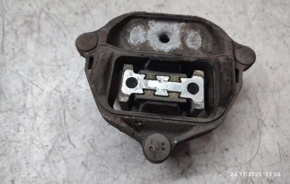 Audi Q5 SQ5 Gearbox mount 8K0399151