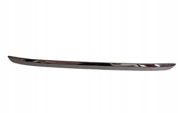 Mitsubishi Outlander Tailgate trim 