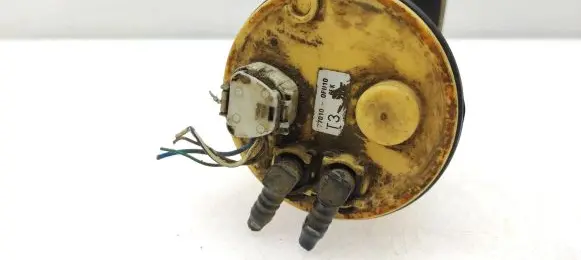 Toyota Corolla Verso AR10 Fuel level sensor 770100F010