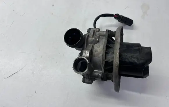Volkswagen PASSAT B8 USA Secondary air pump 04E959231
