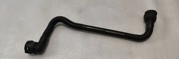 Mercedes-Benz S W222 Engine coolant pipe/hose A2225015591