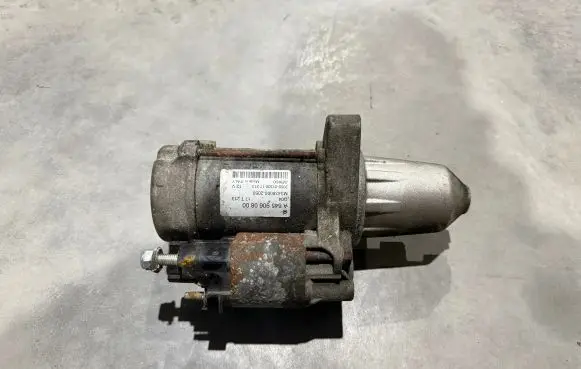 Mercedes-Benz A W176 Starter motor A6459060800 MS4380002050 205001300113
