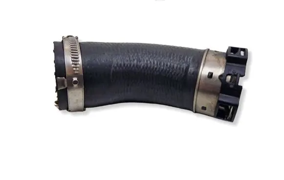 Land Rover Discovery Sport Intercooler hose/pipe 