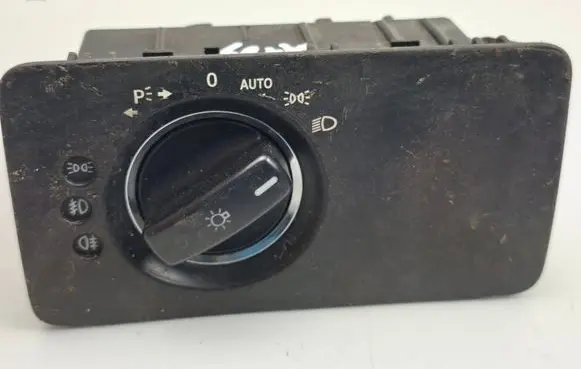 Mercedes-Benz R W251 Light switch A2515454604 04025700