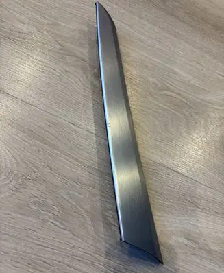 Mercedes-Benz C W204 Front door trim bar A2047200422 2047200422