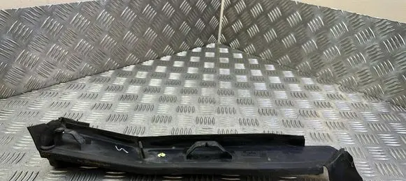 Audi A3 S3 8V Fender end trim 8V0821170D