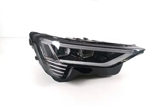 Audi e-tron Headlight/headlamp 4KE941040